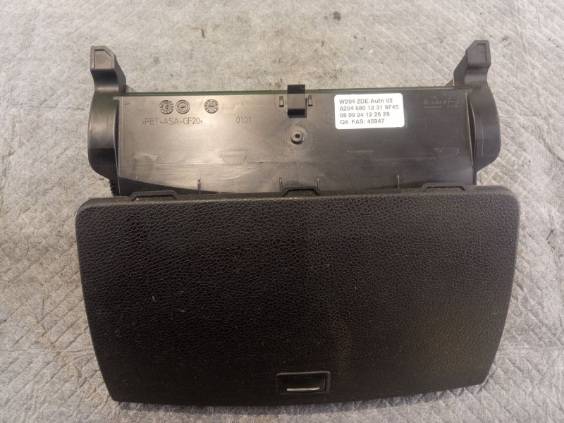 Recambio de pantalla multifuncion para mercedes-benz c220 referencia OEM IAM A20468012319F45  