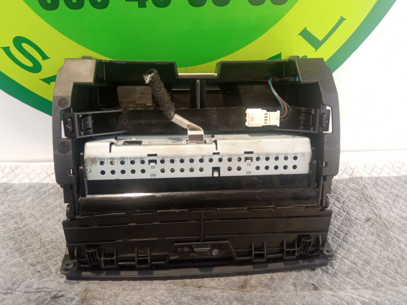 Recambio de pantalla multifuncion para mercedes-benz c220 referencia OEM IAM A20468012319F45  