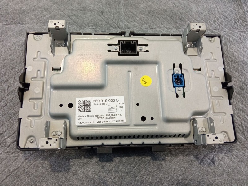 Recambio de pantalla multifuncion para seat ibiza referencia OEM IAM 6F0919605B  