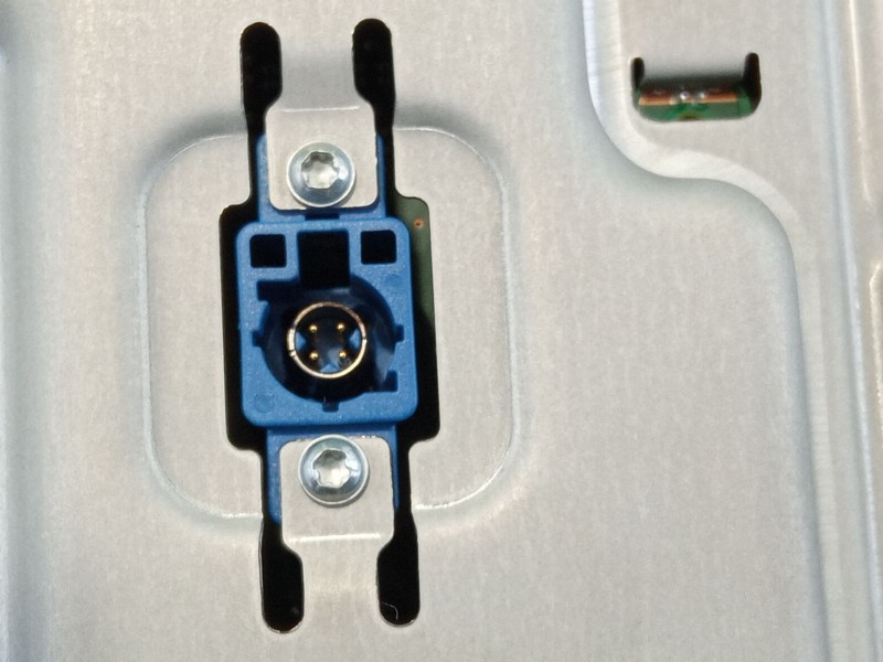 Recambio de pantalla multifuncion para seat ibiza referencia OEM IAM 6F0919605B  