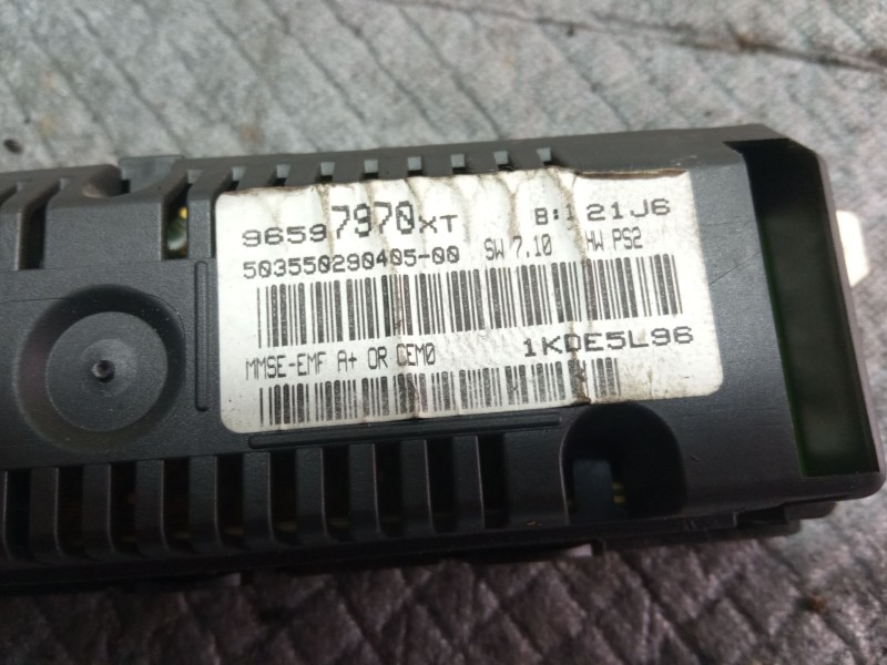 Recambio de pantalla multifuncion para citroën c3 referencia OEM IAM 96597970XT  