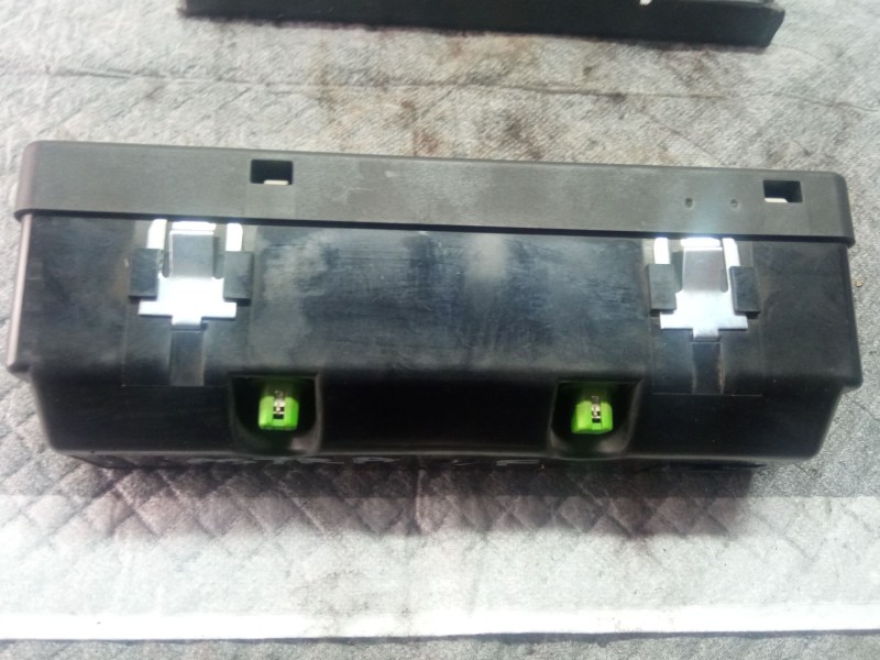 Recambio de pantalla multifuncion para opel astra referencia OEM IAM 5WK744290478319  