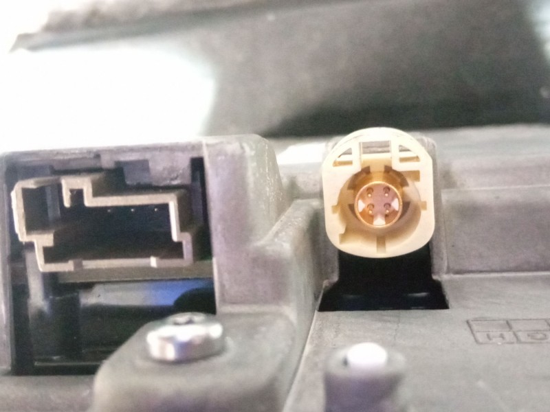 Recambio de pantalla multifuncion para citroën ds4 referencia OEM IAM 9813810680  