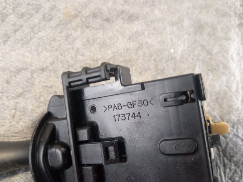 Recambio de mando luces para suzuki sx4 referencia OEM IAM 173744  