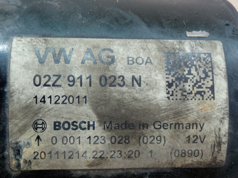 Recambio de motor arranque para volkswagen caddy referencia OEM IAM 02Z911023N0001123028  