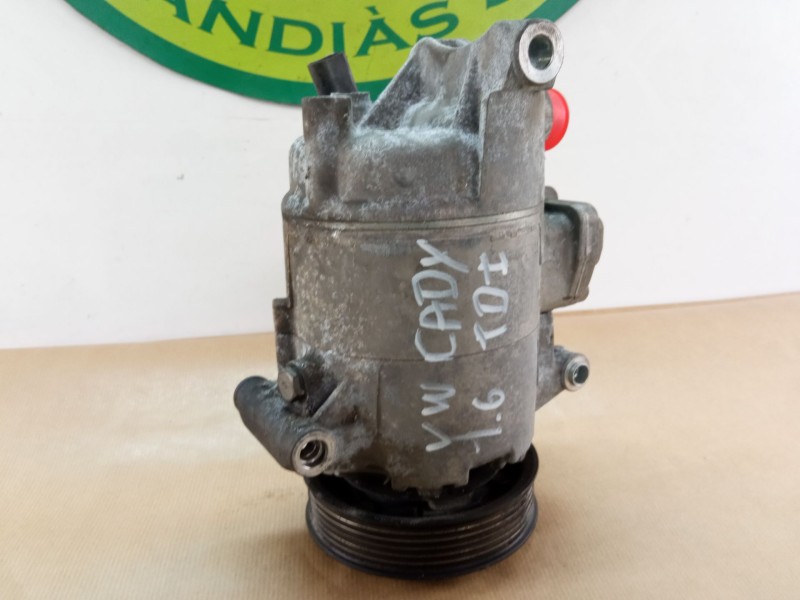 Recambio de compresor aire acondicionado para volkswagen caddy referencia OEM IAM 5N0820803E  