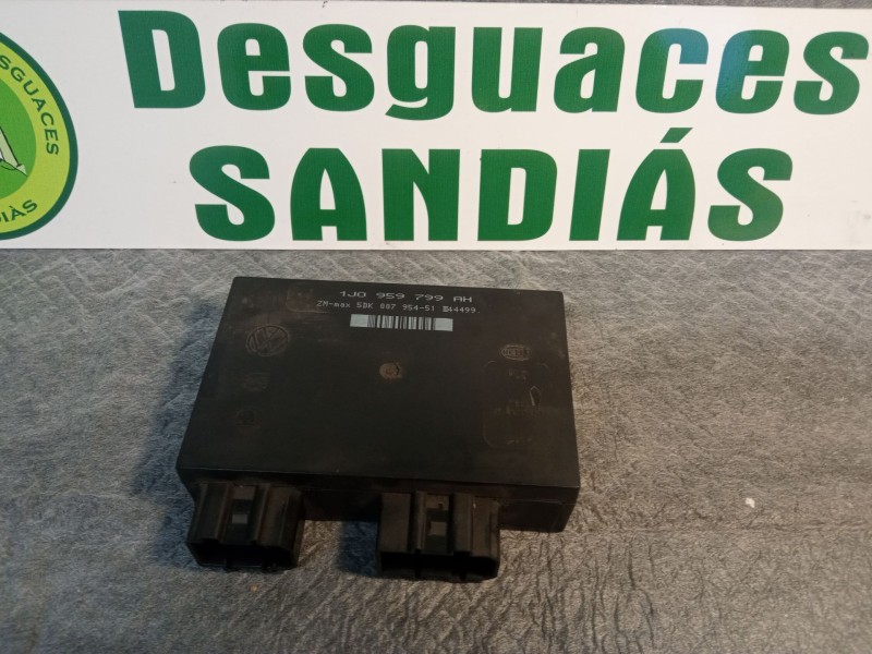 Recambio de centralita confort para volkswagen golf referencia OEM IAM 1J0959799AH  