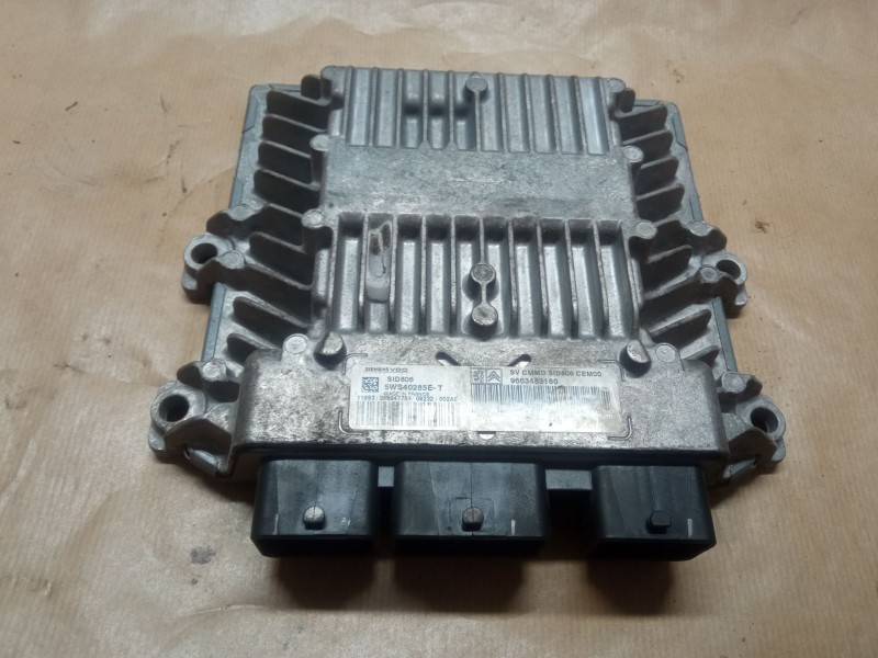 Recambio de centralita motor para citroën c2 referencia OEM IAM 9653451880  