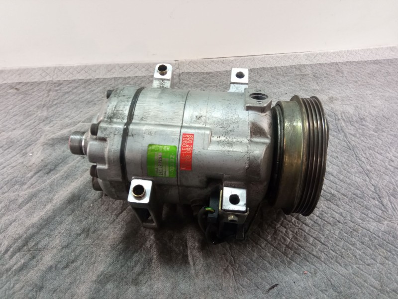 Recambio de compresor aire acondicionado para volkswagen passat referencia OEM IAM 08d260805d5062310500  