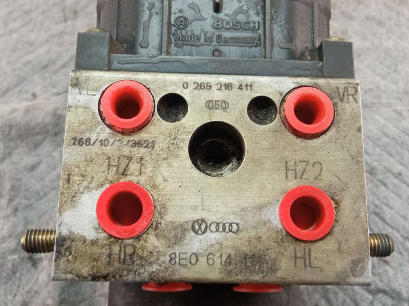 Recambio de modulo abs para volkswagen passat referencia OEM IAM 8E0614111  0265216411