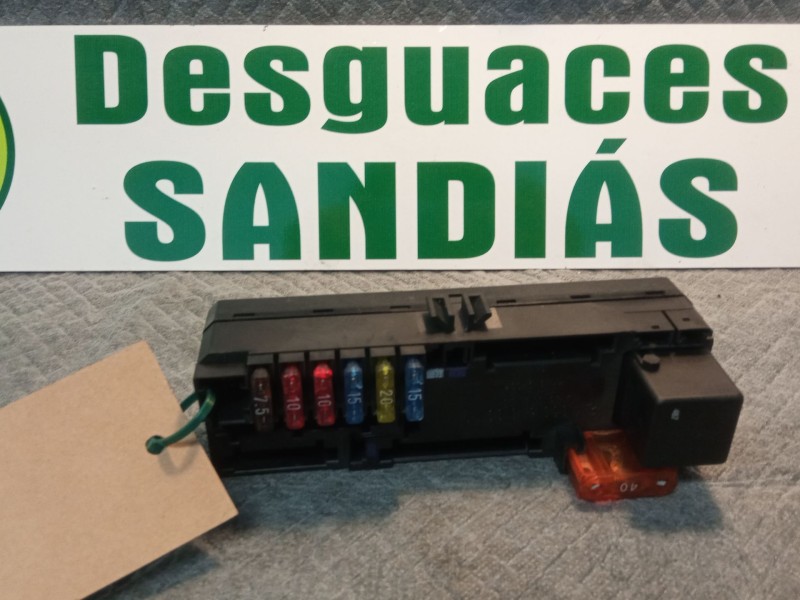 Recambio de caja reles / fusibles para mercedes-benz 320 clk referencia OEM IAM A0005400072  05376100