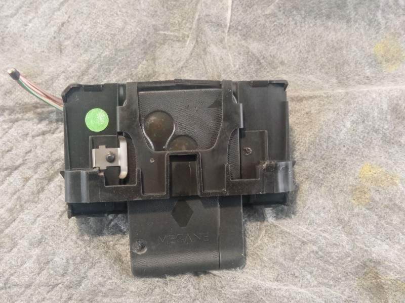 Recambio de llave tarjeta encendido para renault megane referencia OEM IAM S118539001E  8200074331A