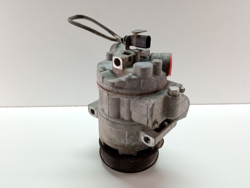 Recambio de compresor aire acondicionado para seat ibiza iii (6l1) 1.9 tdi referencia OEM IAM 8FK351110-241  