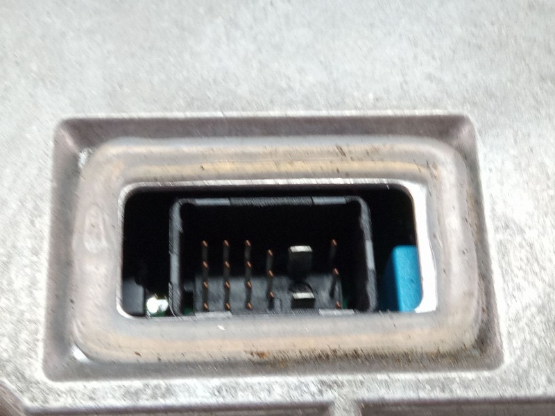 Recambio de centralita faros xenon para peugeot 407 premium 2.0 hdi 136cv 407 premium hdi referencia OEM IAM 1307329095  