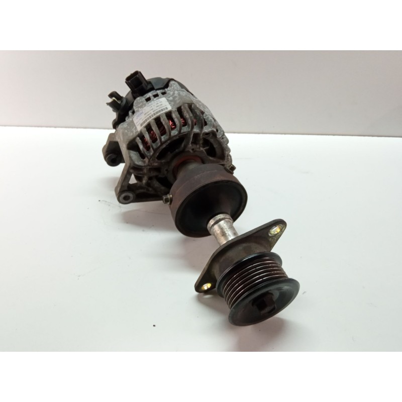 Recambio de alternador para ford focus 5p 1.8d 75cv referencia OEM IAM 63321746A115IM90A98AB10300JC  