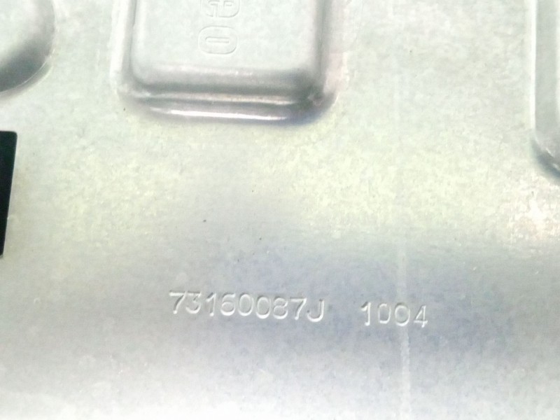 Recambio de centralita faros xenon para renault laguna referencia OEM IAM 73160087J  