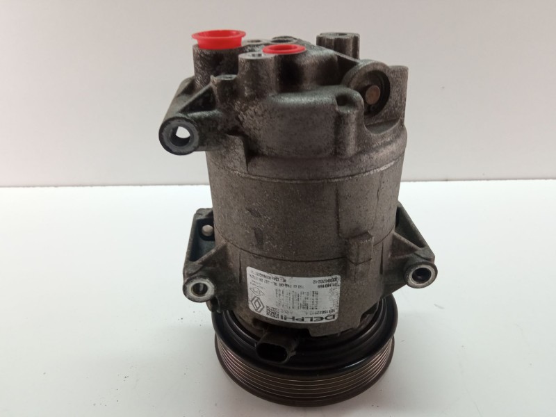 Recambio de compresor aire acondicionado para renault megane scenic 1.5dci 106 cv referencia OEM IAM 8200470242  