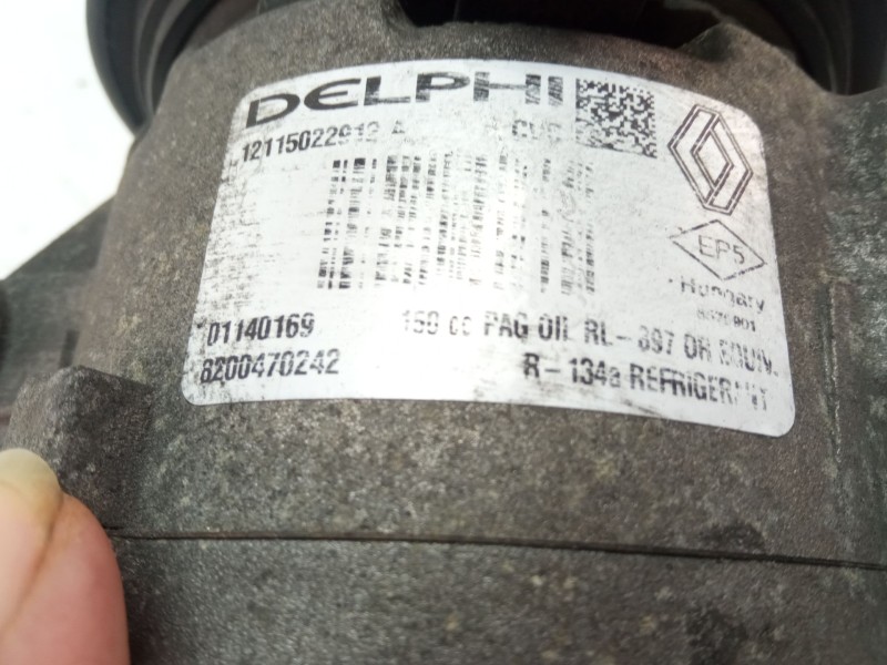 Recambio de compresor aire acondicionado para renault megane scenic 1.5dci 106 cv referencia OEM IAM 8200470242  