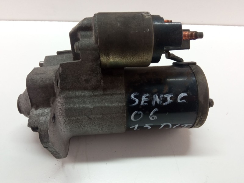 Recambio de motor arranque para renault megane scenic 1.5dci 106 cv referencia OEM IAM 8200399594  