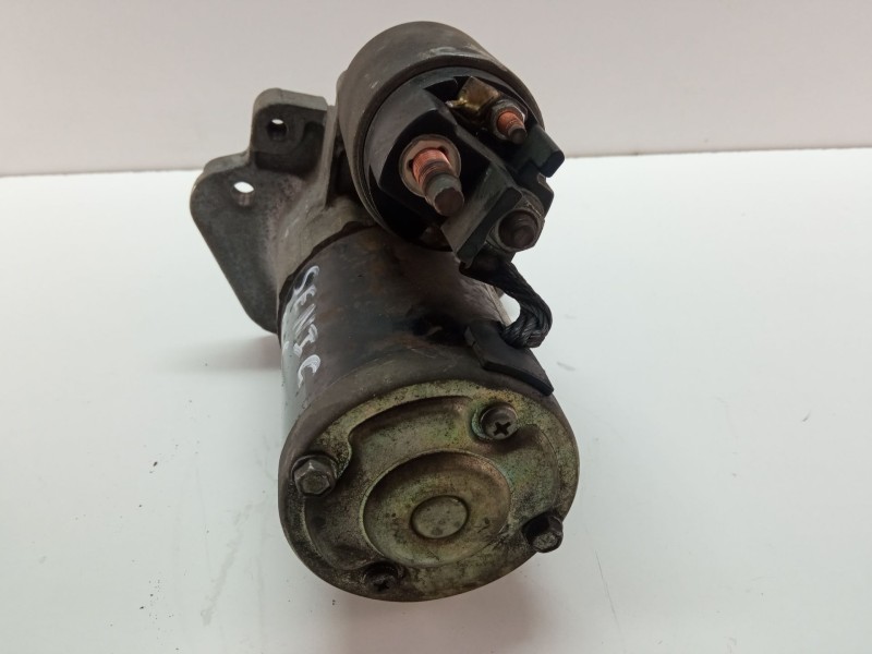 Recambio de motor arranque para renault megane scenic 1.5dci 106 cv referencia OEM IAM 8200399594  