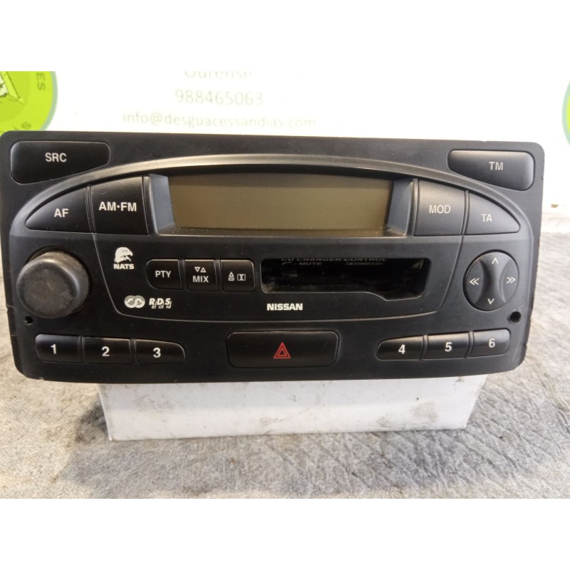 Recambio de sistema audio / radio cd para nissan terrano referencia OEM IAM   