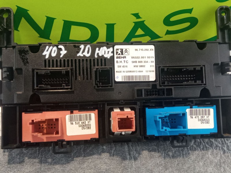 Recambio de mando climatizador para peugeot 407 referencia OEM IAM V63220010019  