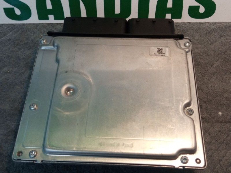 Recambio de centralita motor para bmw x3 (e83) xdrive 20 d referencia OEM IAM 7809999  0281013924