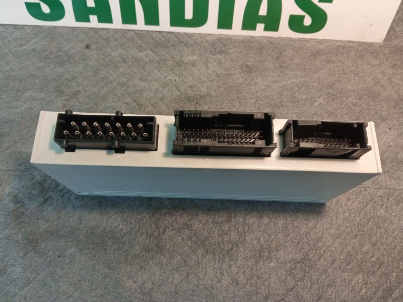Recambio de modulo confort para bmw x3 (e83) xdrive 20 d referencia OEM IAM 61359161931  