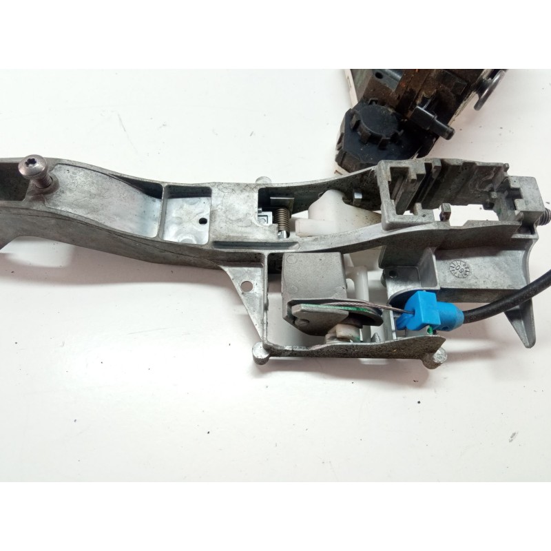 Recambio de cerradura puerta delantera derecha para citroën c4 picasso 1.6 hdi 109 cv 9hz referencia OEM IAM 24099816  