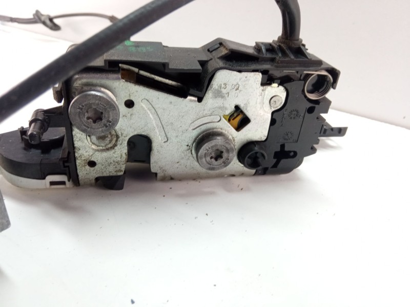 Recambio de cerradura puerta delantera derecha para citroën c4 picasso 1.6 hdi 109 cv 9hz referencia OEM IAM 24099816  