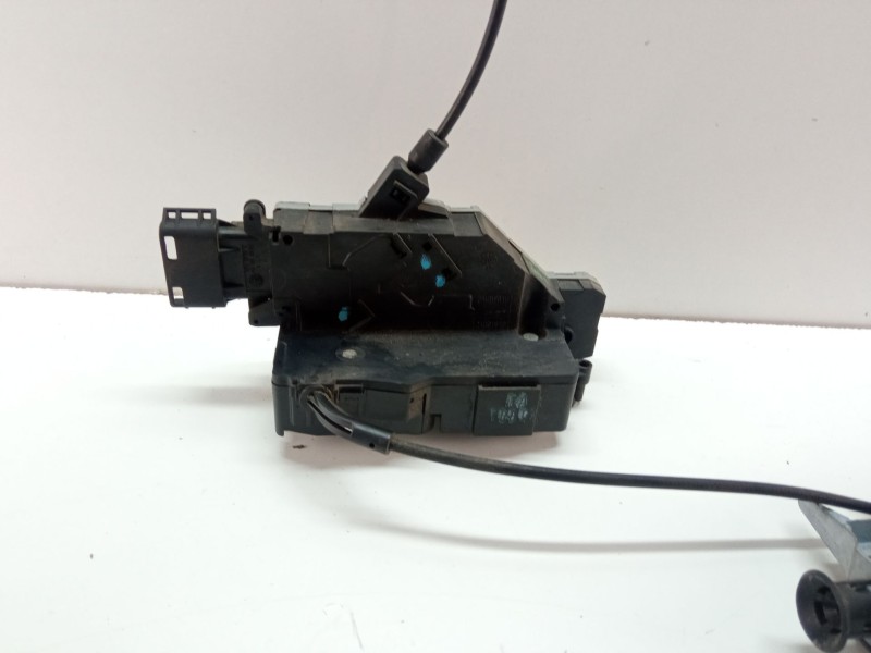 Recambio de cerradura puerta trasera izquierda para citroën c4 picasso 1.6 hdi 109 cv 9hz referencia OEM IAM   