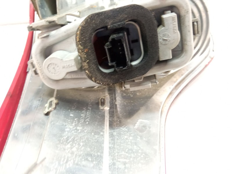 Recambio de piloto trasero derecho para citroën c4 picasso 1.6 hdi 109 cv 9hz referencia OEM IAM   