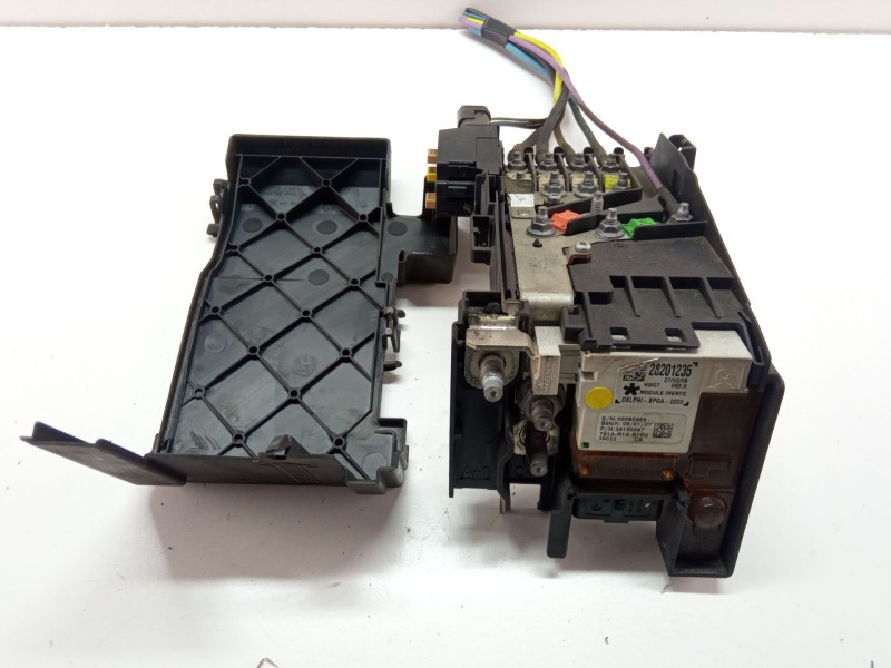 Recambio de caja reles / fusibles para citroën c4 picasso 1.6 hdi 109 cv 9hz referencia OEM IAM 9665794680  