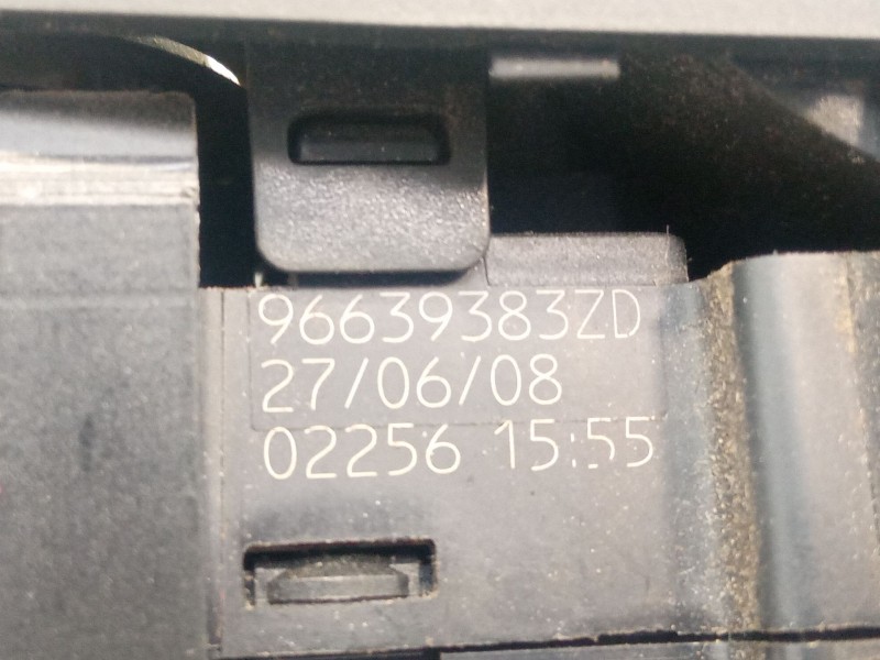 Recambio de mando elevalunas delantero izquierdo para citroën c4 referencia OEM IAM 96639383ZD  