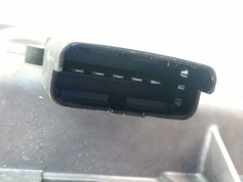 Recambio de motor elevalunas delantero derecho para citroën c4 picasso 1.6 hdi 109 cv 9hz referencia OEM IAM 53630347  