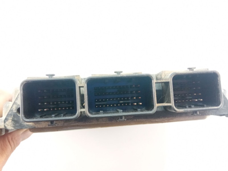 Recambio de centralita motor para citroën c3 i (fc_, fn_) 1.4 hdi referencia OEM IAM 9657061180  0281011861