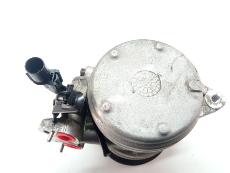 Recambio de compresor aire acondicionado para hyundai getz referencia OEM IAM 977011CXXX  
