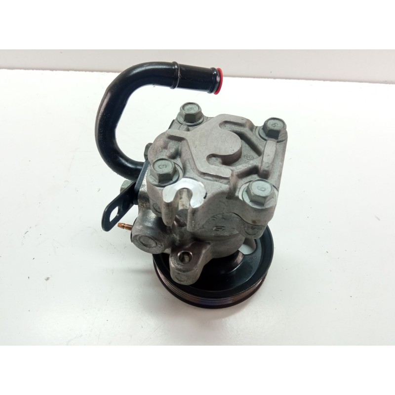 Recambio de bomba direccion mecánica para hyundai getz referencia OEM IAM 571101C080  