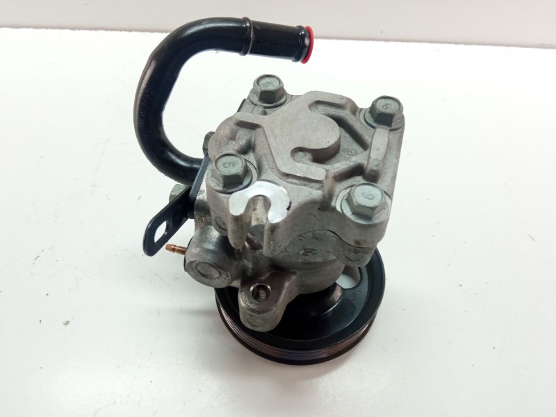 Recambio de bomba direccion mecánica para hyundai getz referencia OEM IAM 571101C080  