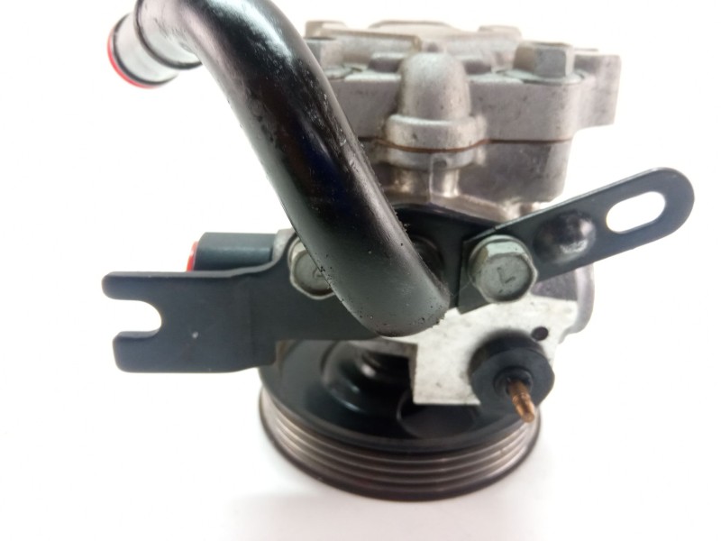 Recambio de bomba direccion mecánica para hyundai getz referencia OEM IAM 571101C080  