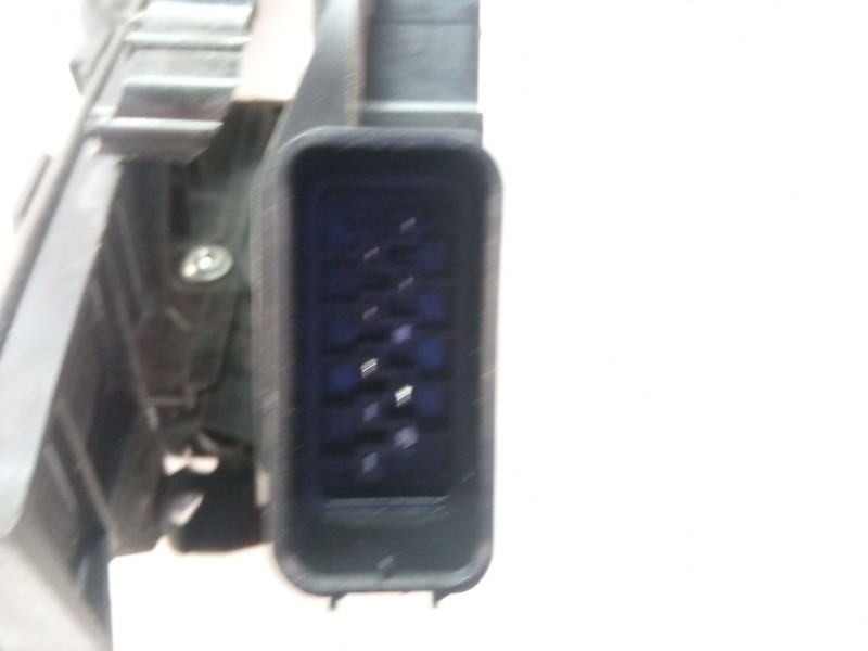 Recambio de cerradura puerta delantera derecha para ford focus ii (da_, hcp, dp) 1.8 tdci referencia OEM IAM   