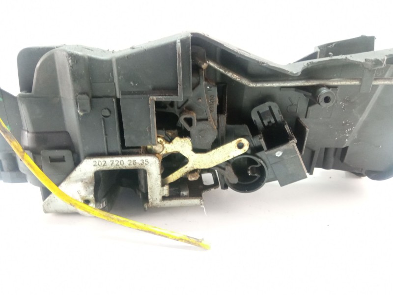 Recambio de cerradura puerta delantera derecha para mercedes-benz e 250 d w210 113 cv 905912 referencia OEM IAM 2027202635  