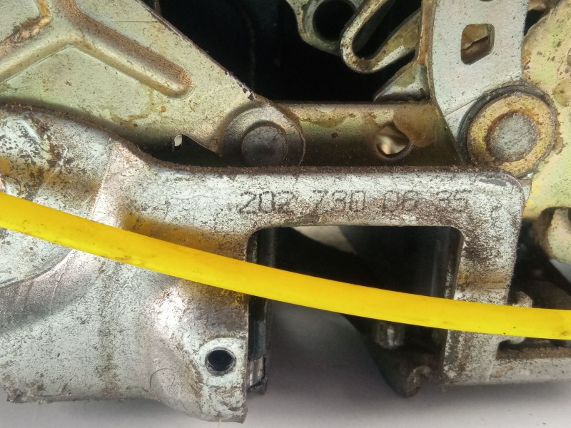 Recambio de cerradura puerta trasera derecha para mercedes-benz e 250 d w210 113 cv 905912 referencia OEM IAM 2027300635  