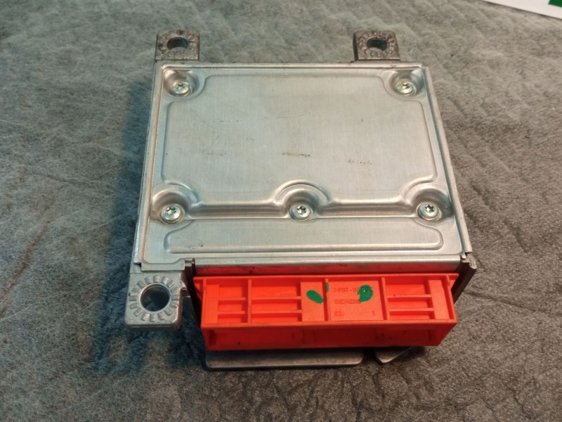 Recambio de centralita airbag para mercedes-benz e 250 d w210 113 cv 905912 referencia OEM IAM 0018200026  