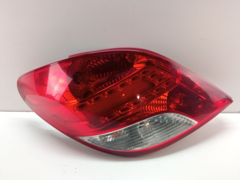 Recambio de piloto trasero izquierdo para peugeot 207/207+ (wa_, wc_) 1.6 hdi referencia OEM IAM 9686566080  