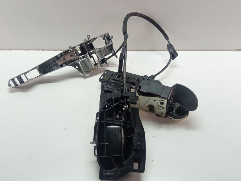 Recambio de cerradura puerta delantera izquierda para peugeot 207/207+ (wa_, wc_) 1.6 hdi referencia OEM IAM   