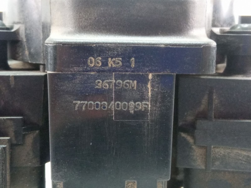 Recambio de mando multifuncion para renault kangoo 1.9 dci 85 cv (4x4) referencia OEM IAM 34596601AP8200379527  