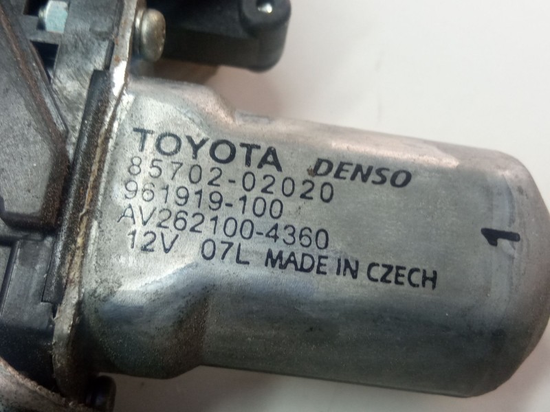 Recambio de elevalunas delantero izquierdo para toyota auris 1.4 d4d 90cv 3p referencia OEM IAM 8570202020961919100AV2621004360 