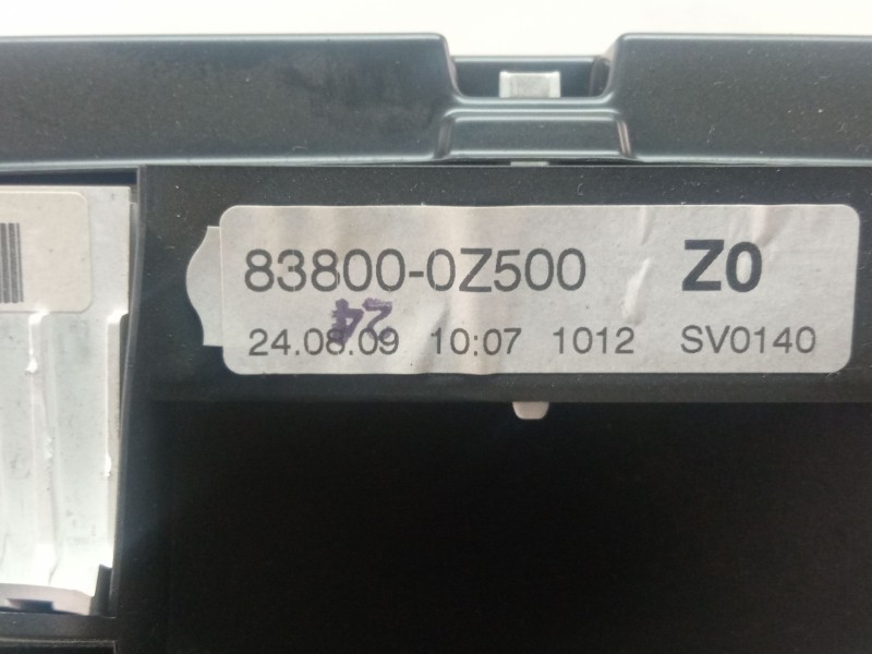 Recambio de cuenta kilometros para toyota auris 1.4 d4d 90cv 3p referencia OEM IAM 838000Z500A2C53300865  