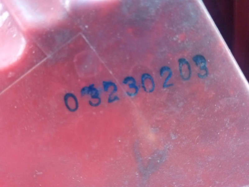 Recambio de piloto trasero derecho para toyota auris 1.4 d4d 90cv 3p referencia OEM IAM   